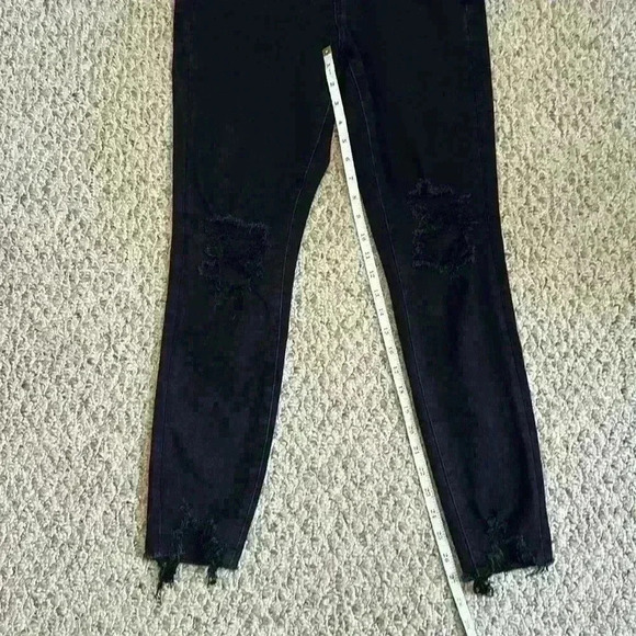 American Eagle The Dream Jean Curvy Super High Rise Distressed Jegging Size 6 - Picture 11 of 13